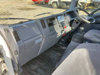 いすゞエルフ平ボディ小型（2t・3t）[写真32]