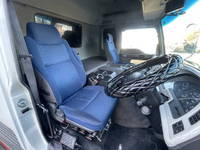 いすゞギガトレーラーヘッド（トラクターヘッド）大型（10t）[写真21]