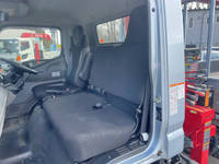 三菱ふそうキャンタークレーン6段小型（2t・3t）[写真33]