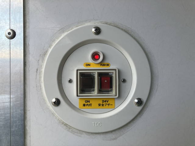 日野デュトロ冷凍車（冷蔵車）小型（2t・3t）[写真15]