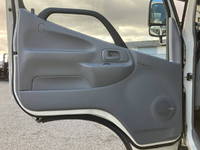 日野デュトロ冷凍車（冷蔵車）小型（2t・3t）[写真27]