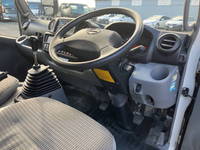 日野デュトロ冷凍車（冷蔵車）小型（2t・3t）[写真32]