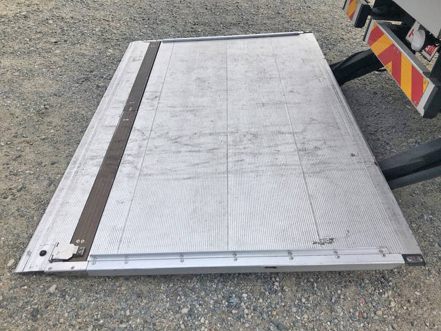 UDトラックスコンドルアルミウイング中型（4t）[写真17]