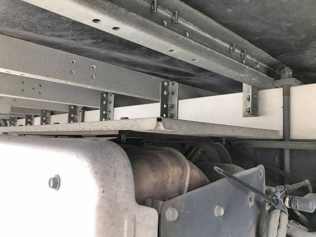 UDトラックスコンドルアルミウイング中型（4t）[写真22]