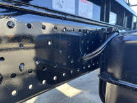 いすゞフォワードコンテナ専用車中型（4t）[写真18]