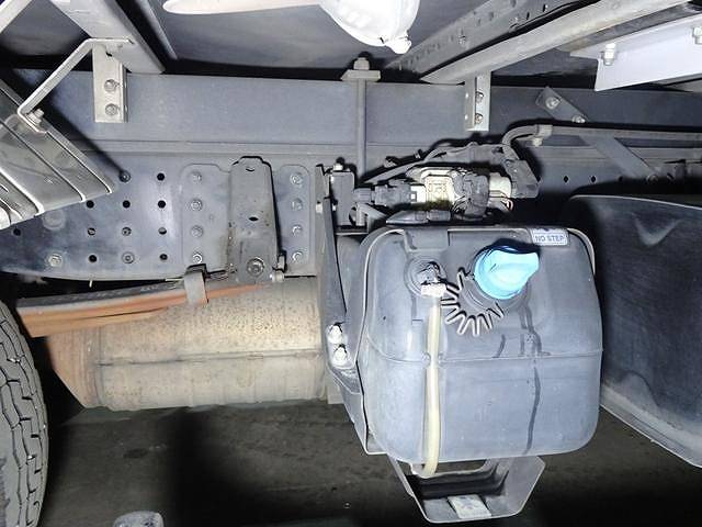 三菱ふそうキャンターアルミバン小型（2t・3t）[写真18]