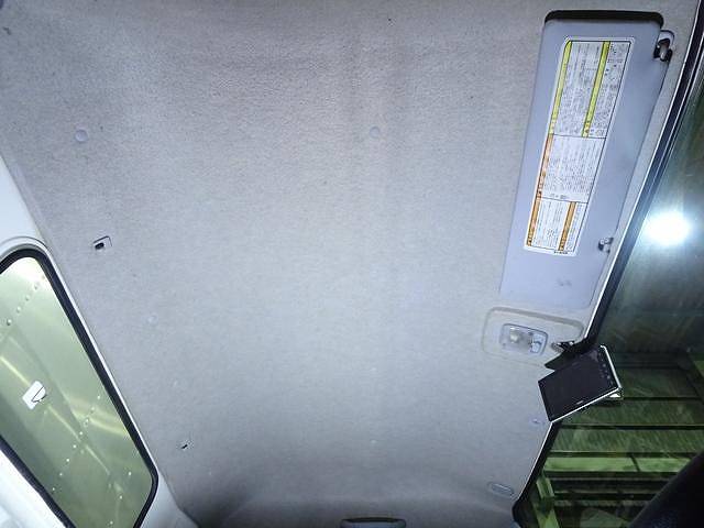 三菱ふそうキャンターアルミバン小型（2t・3t）[写真39]