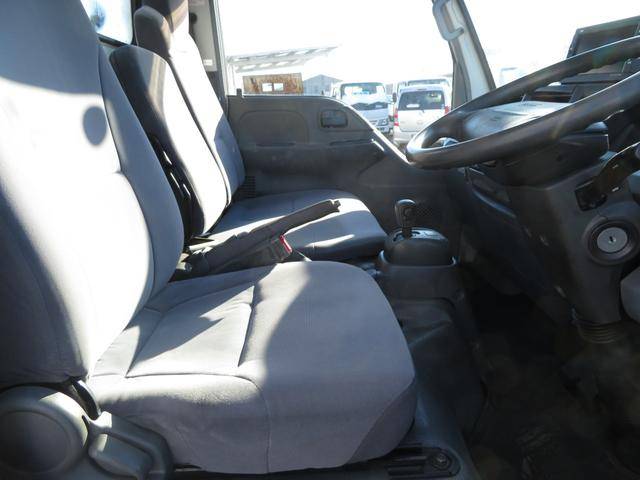 日産アトラスクレーン付小型（2t・3t）[写真11]