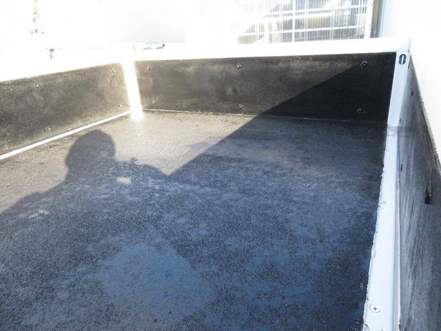 日産アトラスクレーン付小型（2t・3t）[写真23]