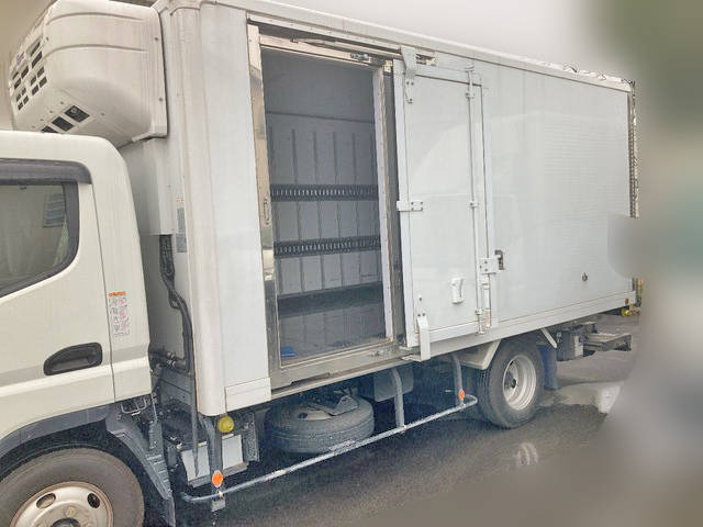 三菱ふそうキャンター冷凍車（冷蔵車）小型（2t・3t）[写真05]