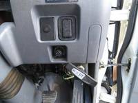 三菱ふそうキャンタークレーン3段小型（2t・3t）[写真23]