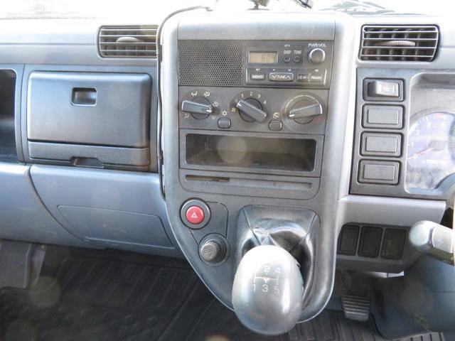 三菱ふそうキャンタークレーン3段小型（2t・3t）[写真24]