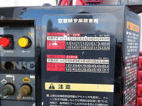 三菱ふそうキャンタークレーン3段小型（2t・3t）[写真36]