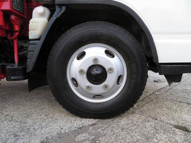 三菱ふそうキャンタークレーン3段小型（2t・3t）[写真39]