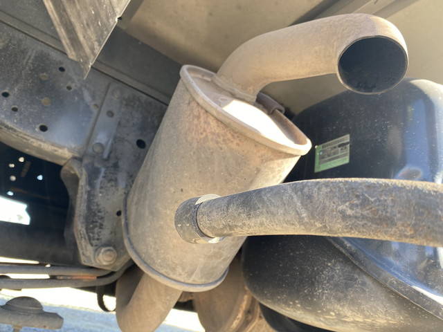 いすゞエルフ冷凍車（冷蔵車）小型（2t・3t）[写真21]