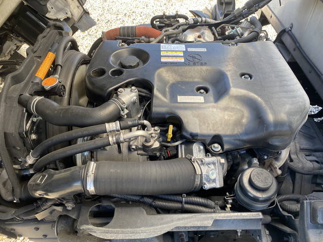 いすゞエルフ冷凍車（冷蔵車）小型（2t・3t）[写真24]