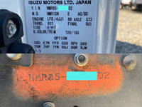 いすゞエルフ冷凍車（冷蔵車）小型（2t・3t）[写真38]