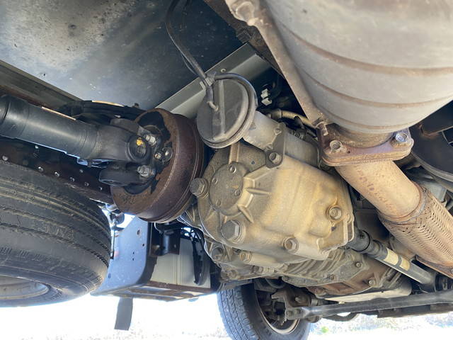 いすゞエルフ冷凍車（冷蔵車）小型（2t・3t）[写真23]