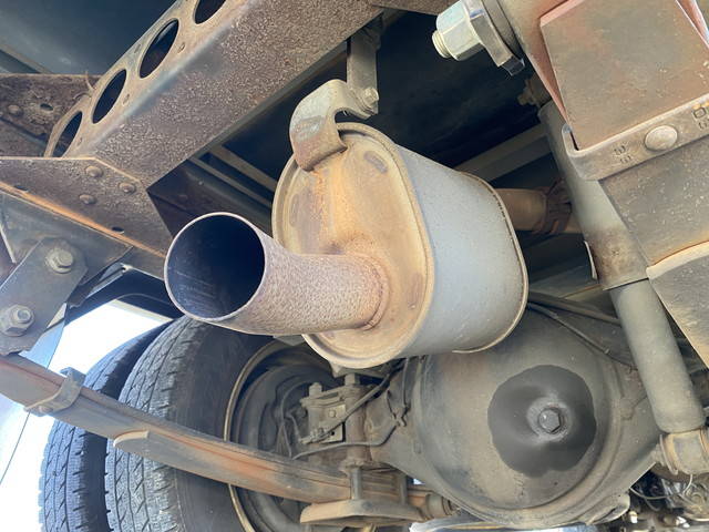 いすゞエルフ冷凍車（冷蔵車）小型（2t・3t）[写真24]