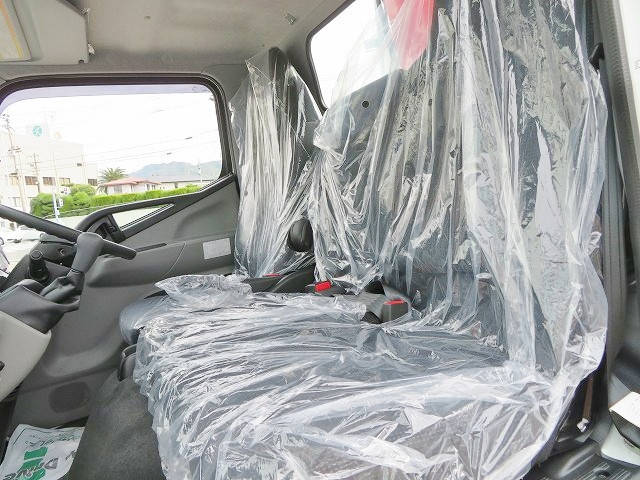 三菱ふそうキャンタークレーン4段小型（2t・3t）[写真11]