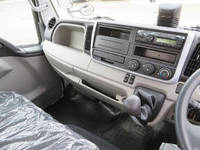 三菱ふそうキャンタークレーン4段小型（2t・3t）[写真14]