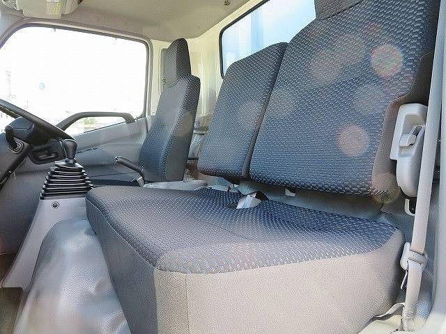 日野デュトロアルミウイング小型（2t・3t）[写真12]