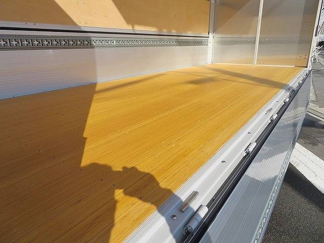 日野デュトロアルミウイング小型（2t・3t）[写真26]