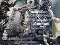 三菱ふそうキャンターアルミバン小型（2t・3t）[写真15]