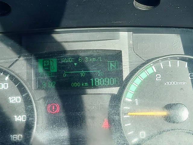 三菱ふそうキャンターアルミバン小型（2t・3t）[写真08]