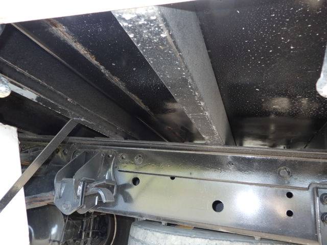 UDトラックスコンドルアルミブロック増トン（6t・8t）[写真14]