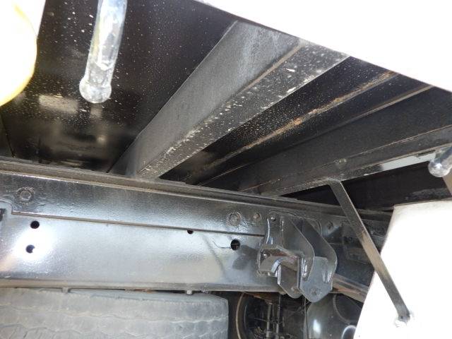 UDトラックスコンドルアルミブロック増トン（6t・8t）[写真16]