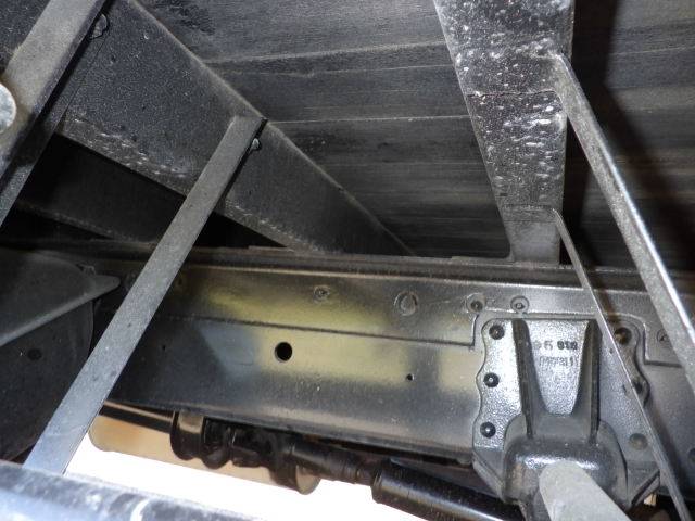 UDトラックスコンドルアルミブロック増トン（6t・8t）[写真17]