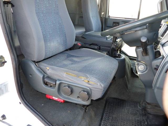 UDトラックスコンドルアルミブロック増トン（6t・8t）[写真27]