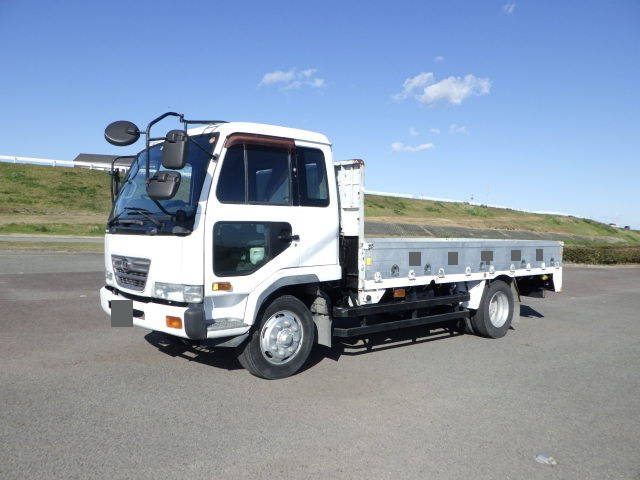 UDトラックスコンドルアルミブロック増トン（6t・8t）[写真03]