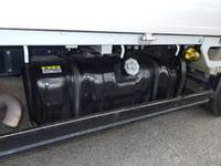 いすゞエルフアルミブロック小型（2t・3t）[写真13]