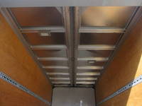 いすゞエルフアルミウイング小型（2t・3t）[写真10]