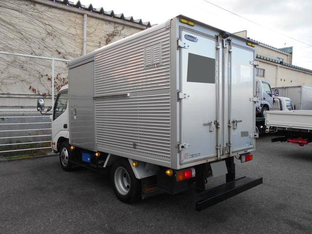 トヨタダイナアルミバン小型（2t・3t）[写真02]