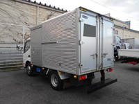 トヨタダイナアルミバン小型（2t・3t）[写真02]