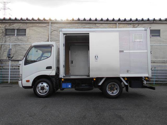 トヨタダイナアルミバン小型（2t・3t）[写真08]