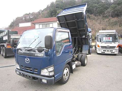 マツダタイタンダンプ小型（2t・3t）[写真01]
