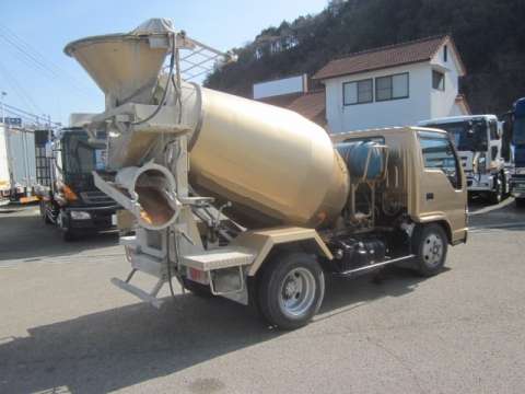 いすゞエルフミキサー車（コンクリートミキサー）小型（2t・3t）[写真02]
