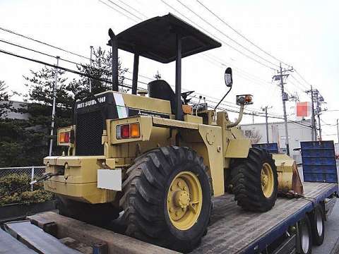三菱重工タイヤショベル（ホイルローダー）[写真02]