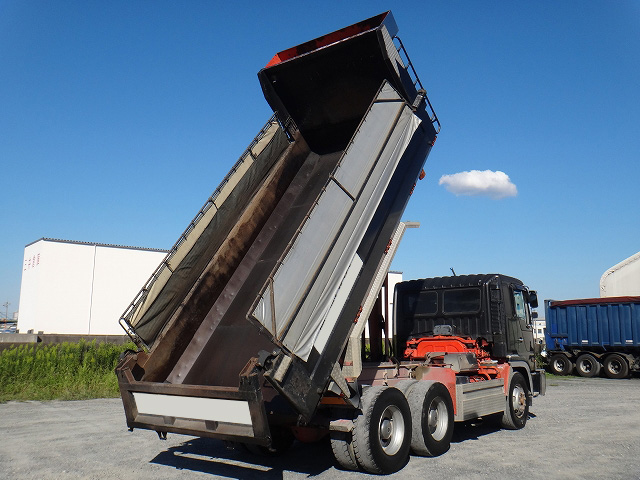 日野プロフィアダンプ大型（10t）[写真02]
