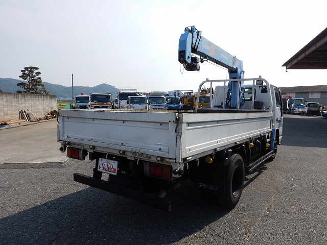 日産アトラスクレーン4段小型（2t・3t）[写真02]