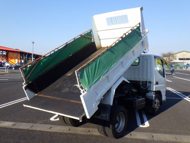 三菱ふそうキャンターダンプ小型（2t・3t）[写真02]