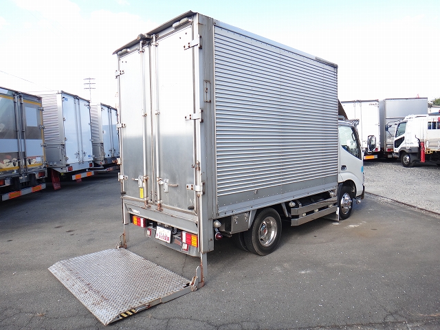 トヨタダイナアルミバン小型（2t・3t）[写真02]