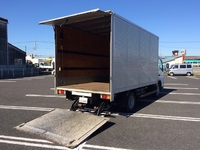 三菱ふそうキャンターアルミバン小型（2t・3t）[写真02]