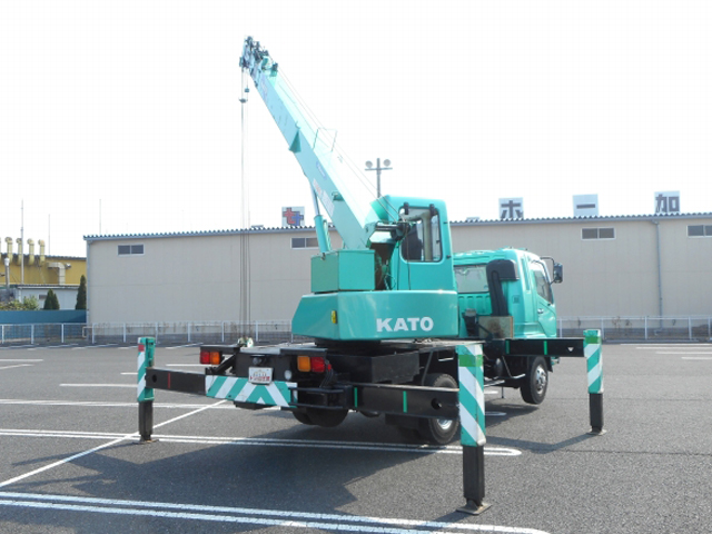 三菱ふそうファイタートラッククレーン中型（4t）[写真02]