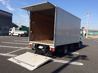 いすゞエルフアルミバン小型（2t・3t）[写真02]
