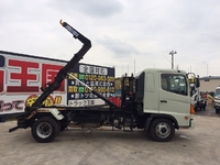 日野レンジャーアームロール中型（4t）[写真02]